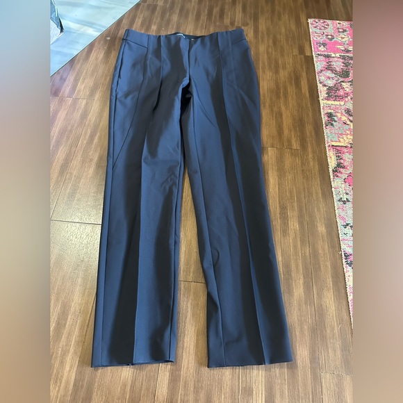 Lafayette 148
ACCLAIMED STRETCH GRAMERCY PANT ink navy size 10
Style MP949R-J525 - Picture 8 of 9